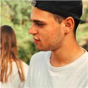 Doy clases de inglés soy chico joven e estado estudiando fuera y tengo certificado de inglés